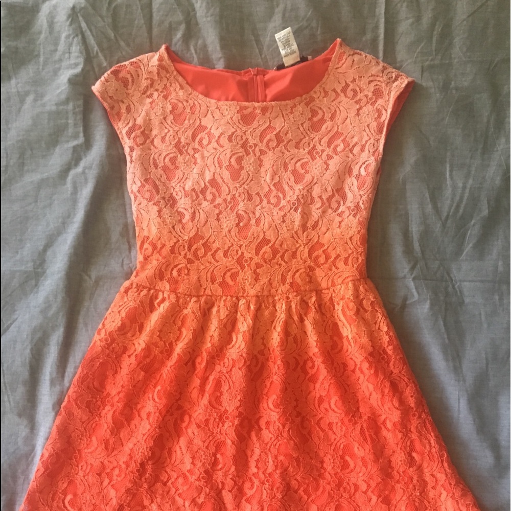 Cap sleeve dress